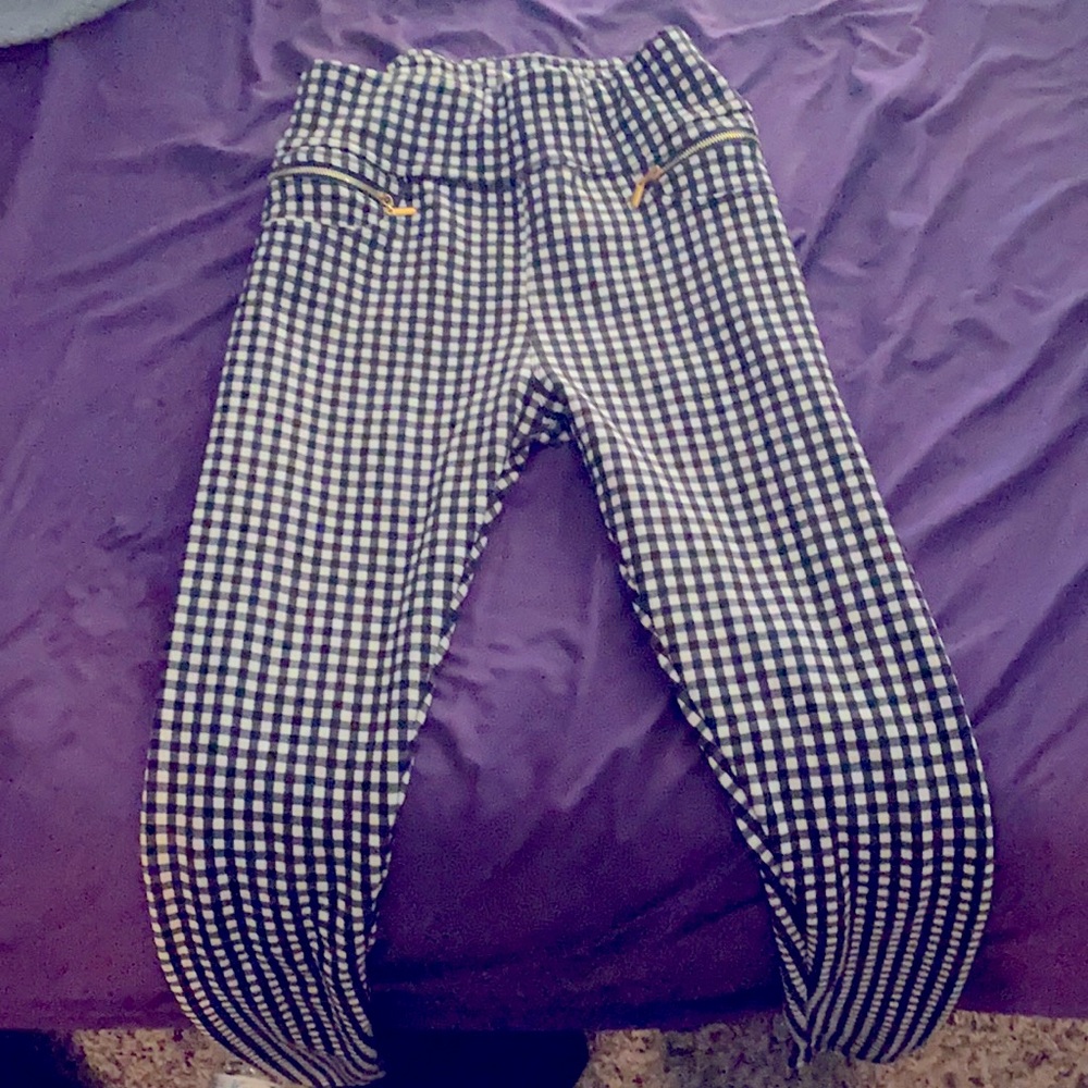 Buisness Causal Black and White Leggings